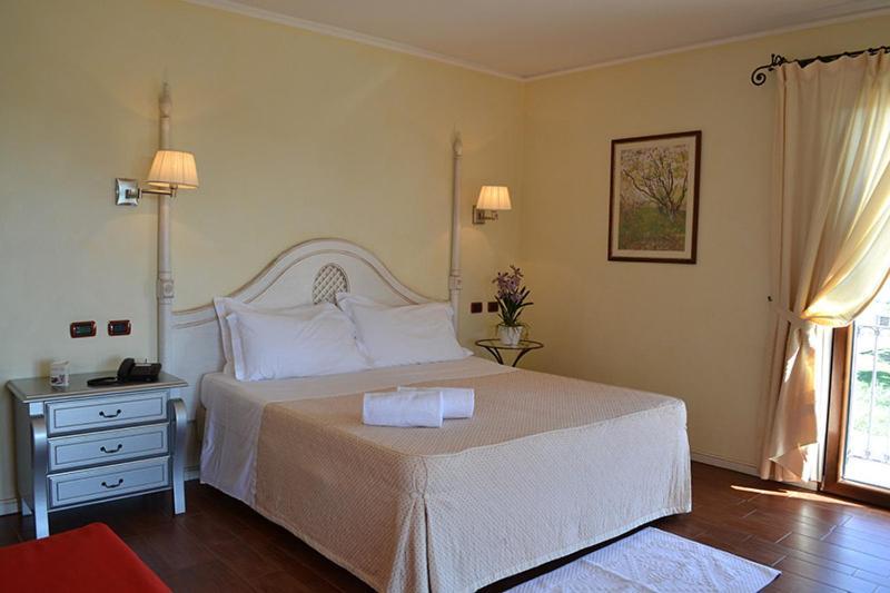 Hotel Sa Contonera Àrbatax Екстериор снимка