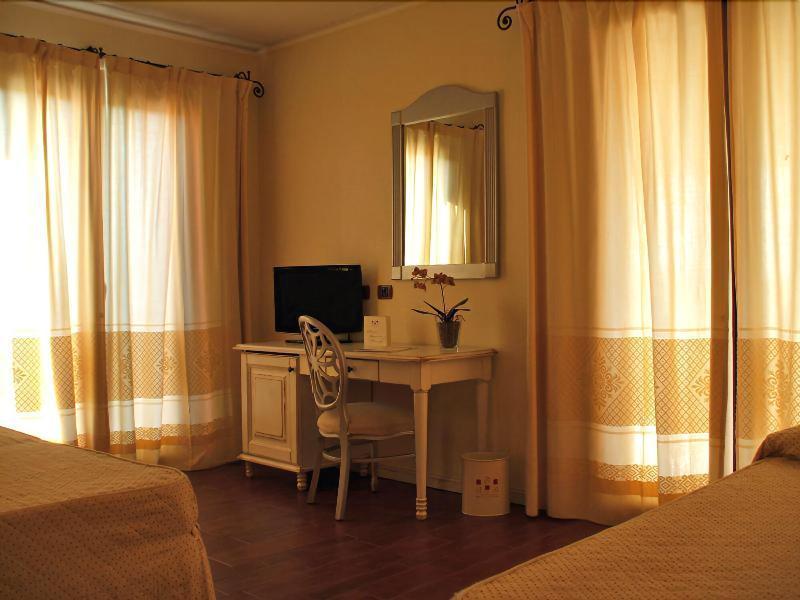 Hotel Sa Contonera Àrbatax Екстериор снимка