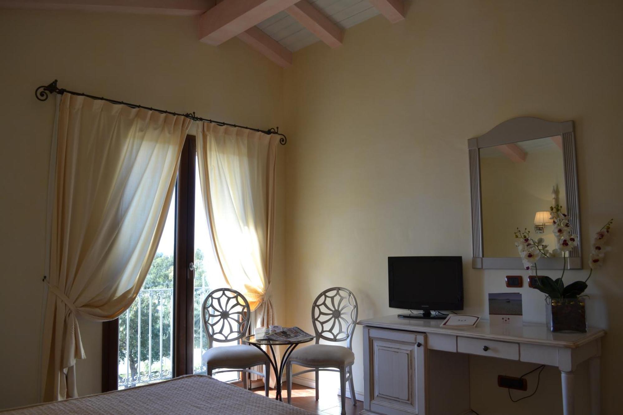 Hotel Sa Contonera Àrbatax Екстериор снимка